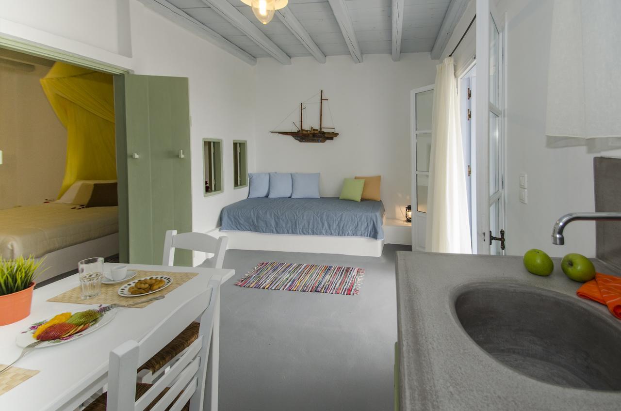 Thalassitra Private Pool Suites Adamantas  Exteriér fotografie