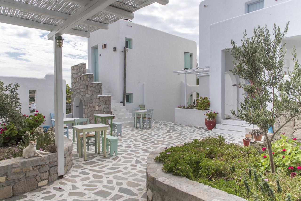 Thalassitra Private Pool Suites Adamantas  Exteriér fotografie